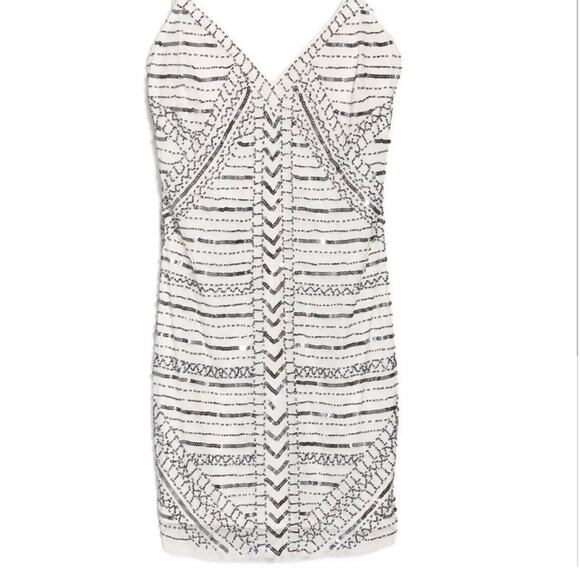 JUMP Apparel Juniors' Geo Sequin Beaded Plunge Mini Dress Sz 5/6 Gray/White NWT - Picture 4 of 7